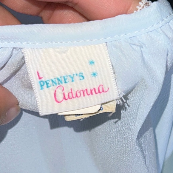 Vintage Blue Sleeveless Nightgown with White Lace Trim - Picture 9 of 9